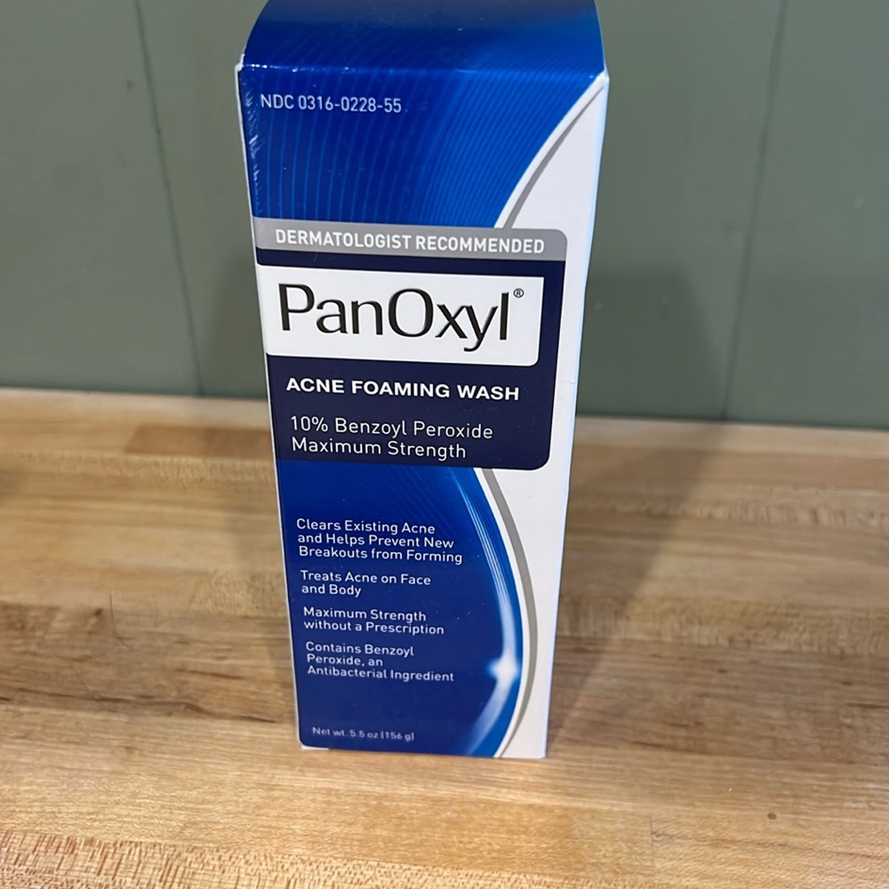 PanOxyl Acne Foaming Wash 10%
